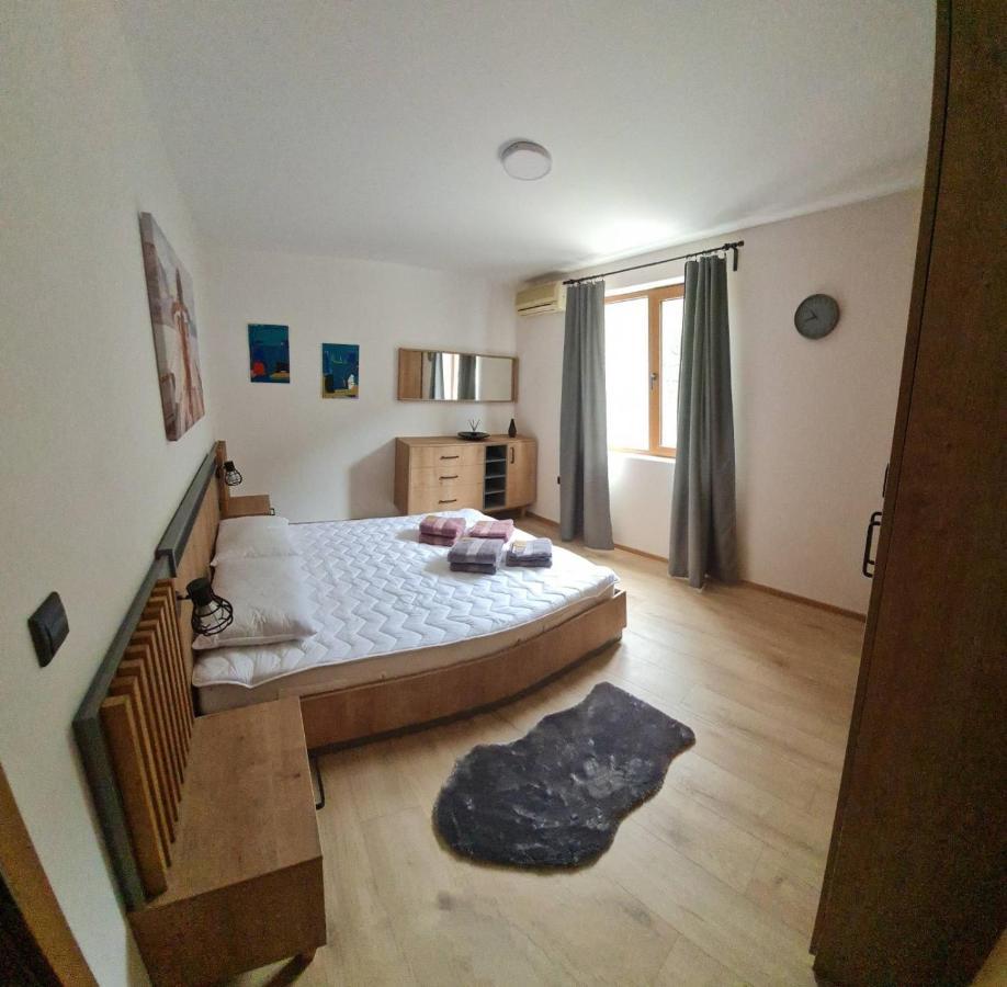 Port Natura Apartment Varna Exterior photo
